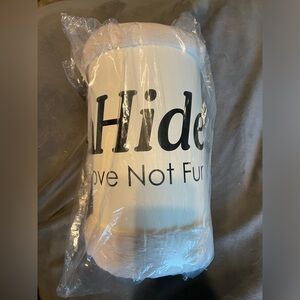 NWT UnHide Lil’ Marsh Blanket Throw white/cream Small 50 x 60